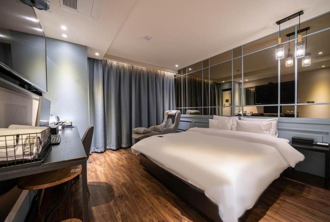Hotel French Code Myeongji Пусан Экстерьер фото